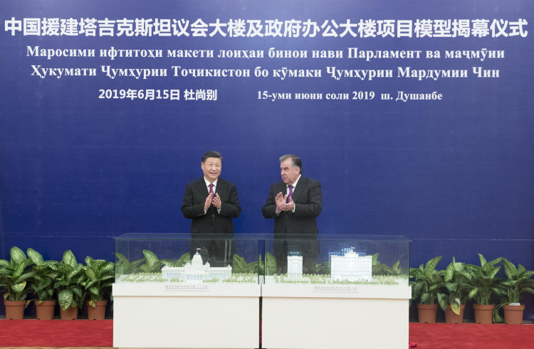在杜尚别的这一天，习主席收获满满真情