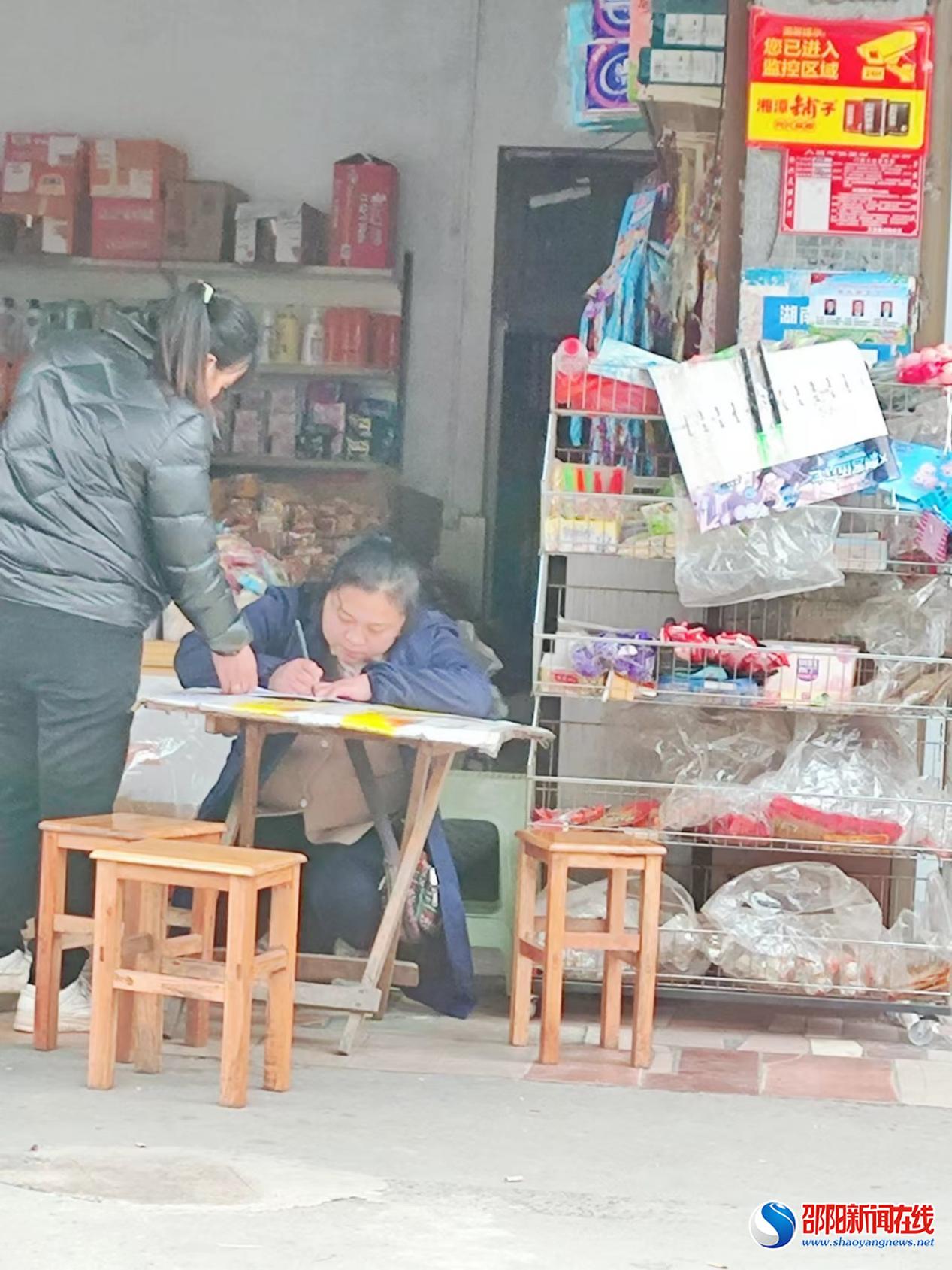 洞口县月溪镇鸿程社区开展自建房消防安全检查工作