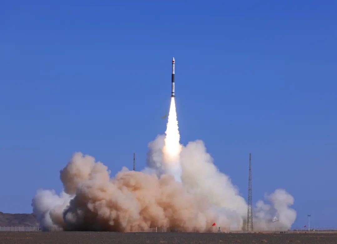 我国成功发射微厘空间一号S3/S4试验卫星