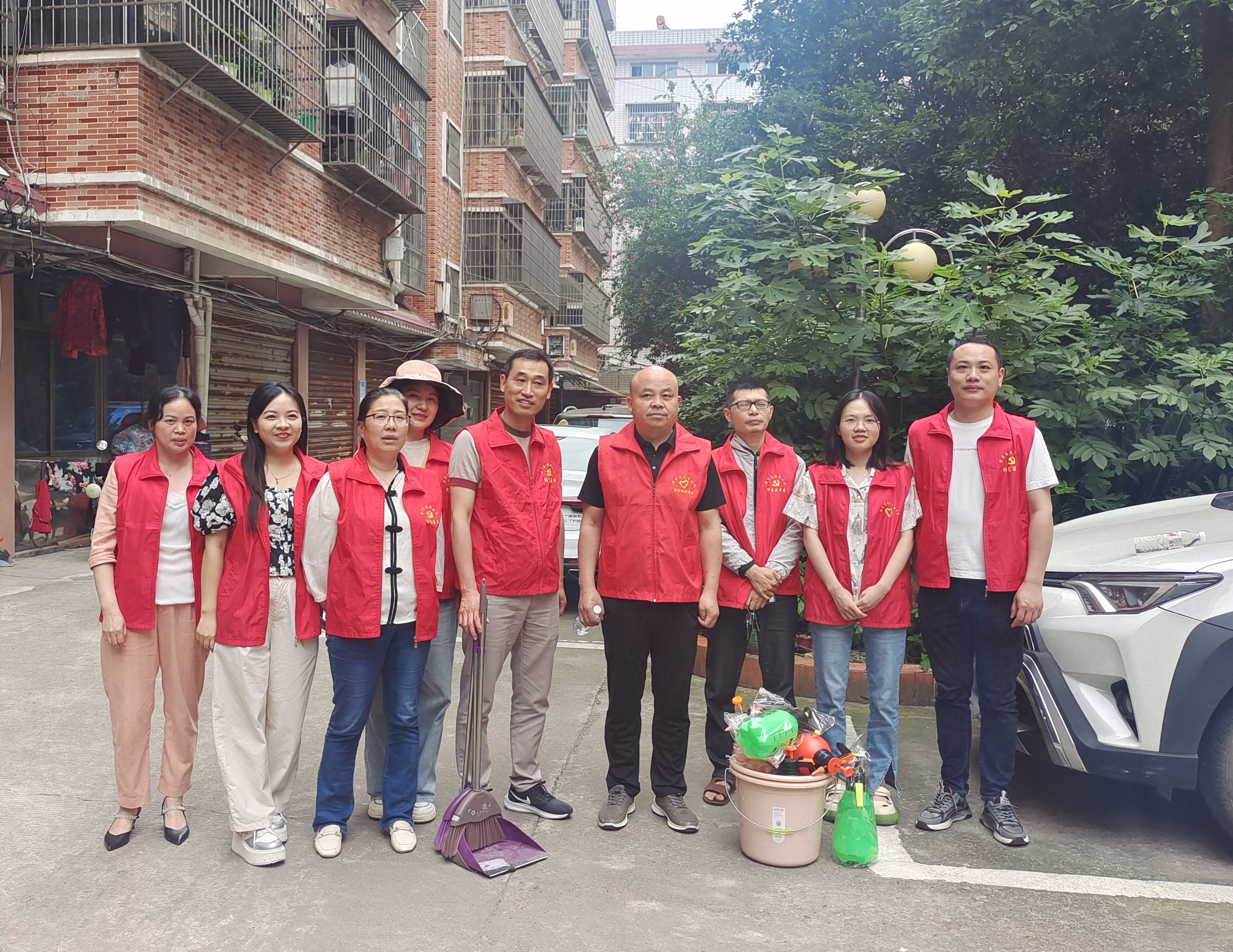 邵东市医疗保障局开展志愿服务活动